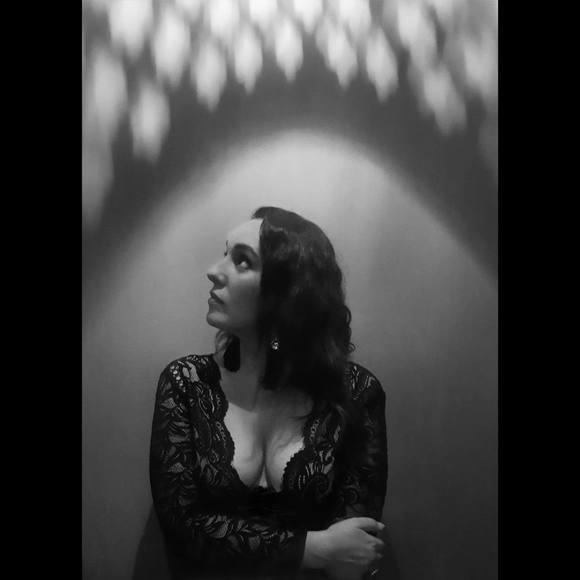 lizzie_canna